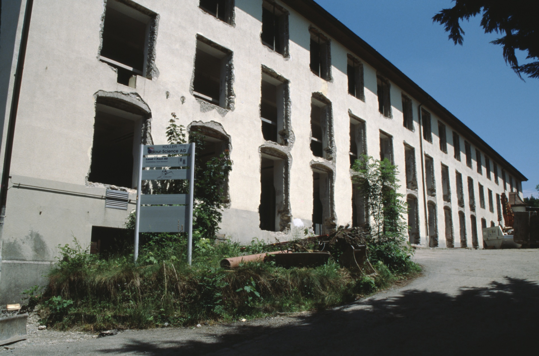 ehemalige Fabrik Spörri, Frontseite, Umbau in Lofts