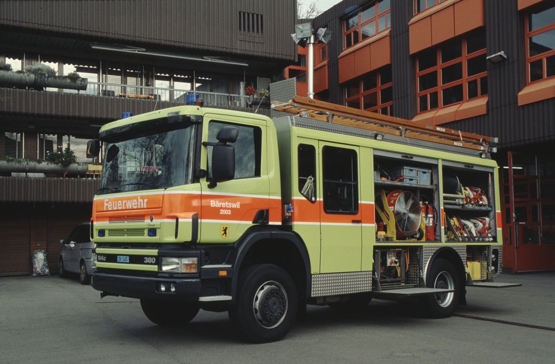 Feuerwehrauto 2003