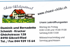 Käserei Kleinbäretswil, Sohn Dominik übernimmt mit seiner Frau Bernadette die Käserei. Sie geben ihr einen neuen Namen: Chäsi Chlibäretswil (Chäsi-Chlibi).