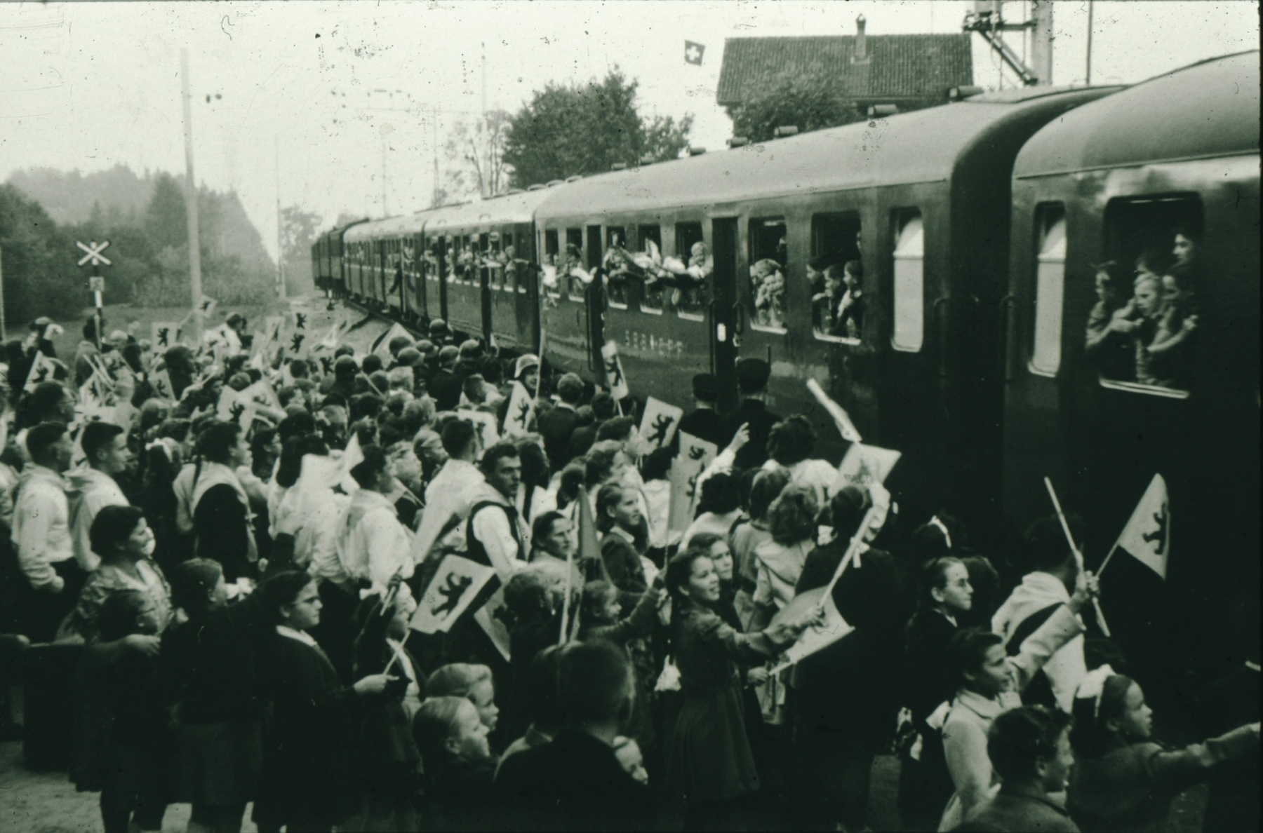 Bahneinweihung 1947, Einfahrt des Zuges