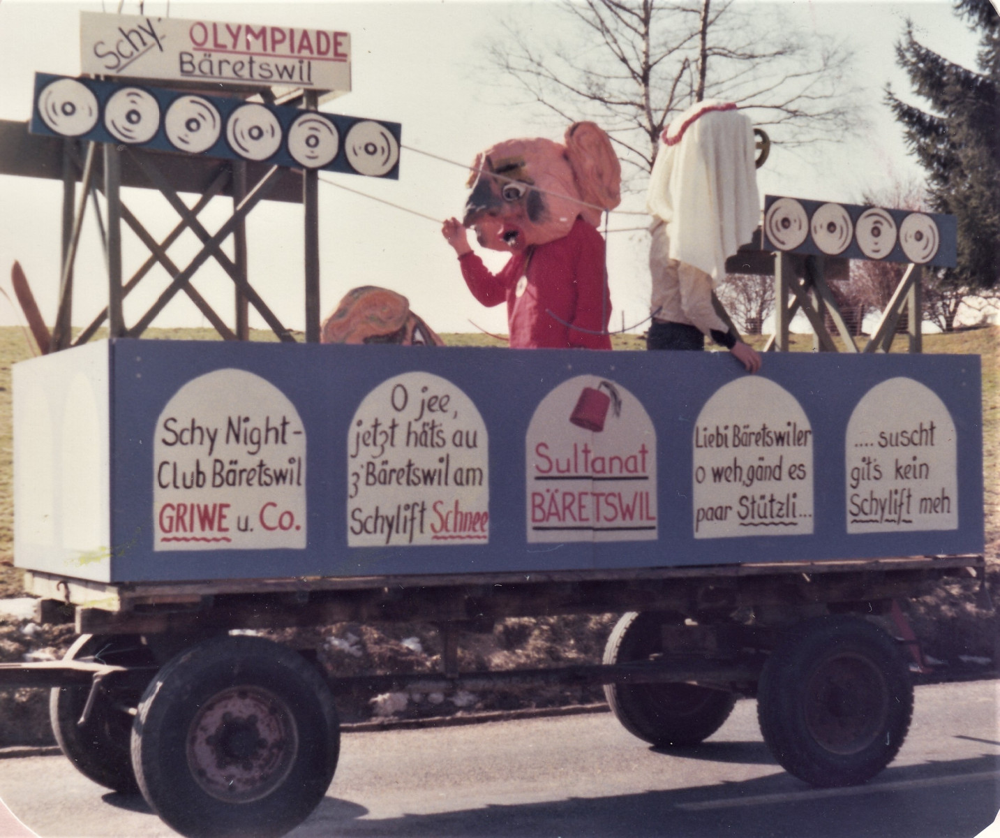 Fasnacht 1976, Kinderumzug, Mottowagen Sultanat
