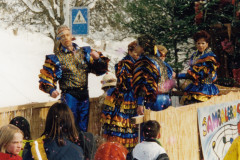 Fasnacht 1999, Kinderumzug, Sambaleros Hinwil, Tanzgruppe