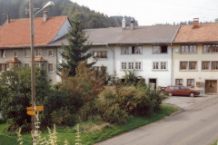 Chlibäretswil, Dorf und Häuser, Chloster
