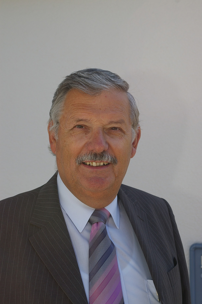 Gemeinderat 2006, Hans-Peter Hulliger, GdePräsident (Finanzen)