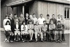 Schuljahr 1966/67, 1./3. Sekundarklasse  (vor der Baracke)