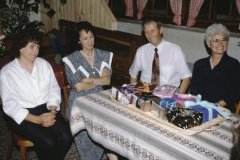 Examenessen Hinterburg, Elsbeth Lattmann, Anita Frei, Heinz Mäusli, Esther Brütsch