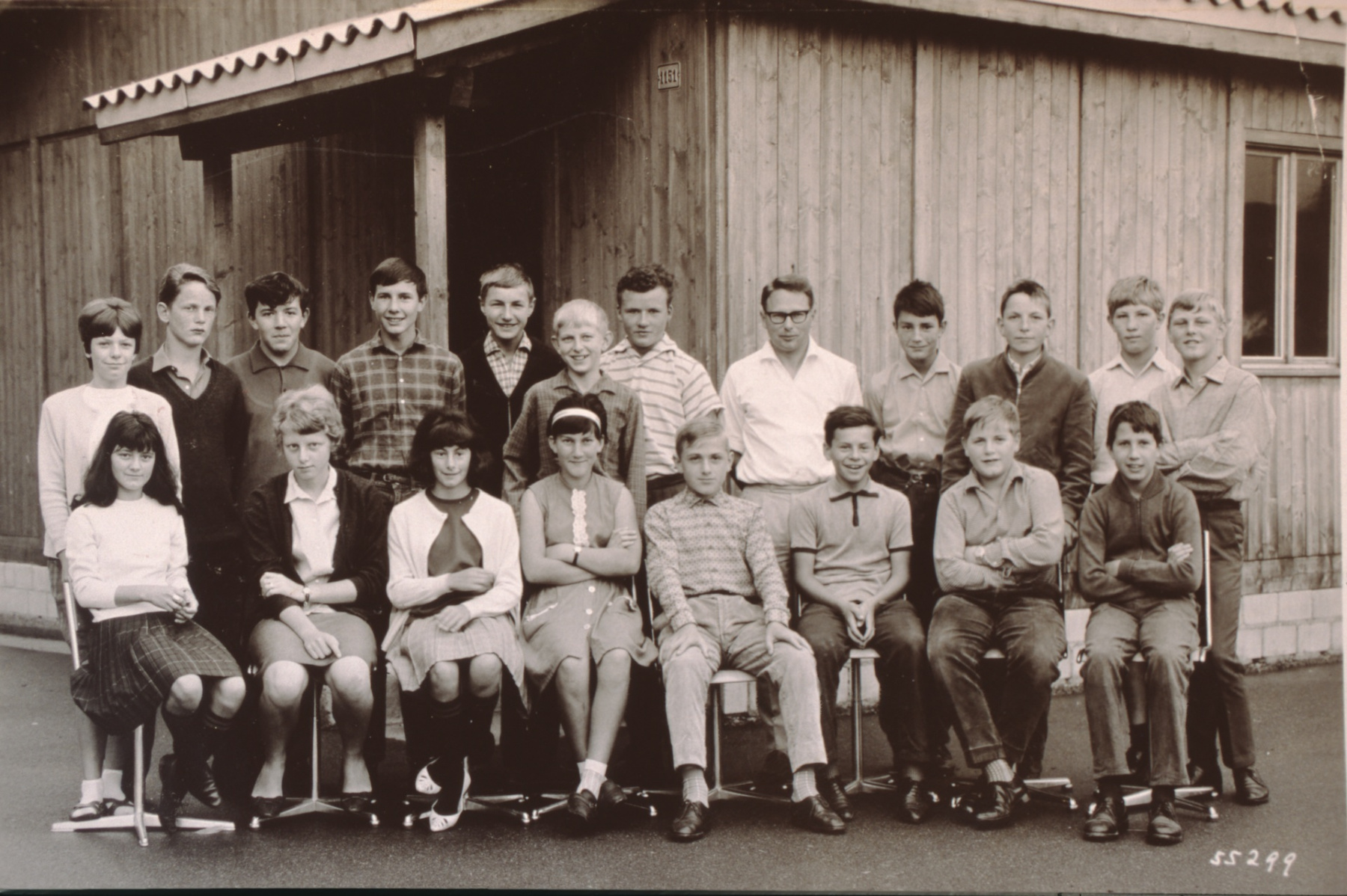 Realschule 1966, Klassenfoto vor der Baracke