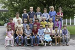Klassenfoto Primar Adetswil, Elsbeth Hulftegger, 1983 Klassenfoto Primar Adetswil, Elsbeth Hulftegger, 1983