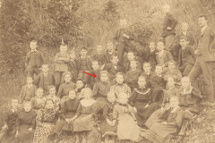 Primarschule Wappenswil, Lehrer Meier, ca 1905, mit Aline Pfenninger (*1896, markiert)
