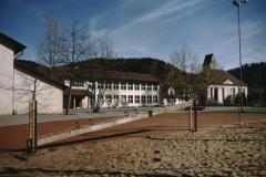 Primarschulhaus Dorf