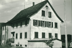 Schulhaus Adetswil kurz vor dem Abbruch
