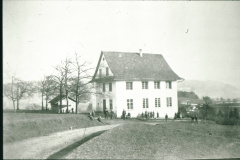 Schulhaus Berg