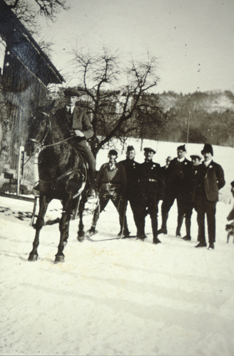 Skirennen Wappenswil, auf dem Pferd Willi Küng