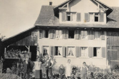 Sägerei Egli, Familienfoto mit Wohnhaus