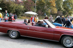 Oldtimer-Freunde. Eintreffen der Prominenz, vlnr GdePräsident H.-P. Hulliger mit Frau, GdeSchreiber Felix Wanner