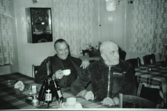 Restaurant Alpenblick, Gaststube mit Hans Kunz + Reinhold Walder