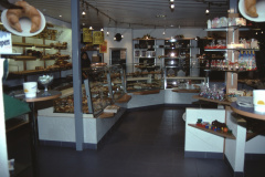 Bäckerei Conditorei Rahtgeg (Theke von der Seite)