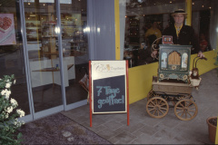 Eröffnung Konditorei Café, Bäckerei Ziegelhütte (Eingang)