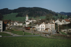 Bahnhof mit WC-Häuschen