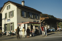 Bahnhof und Kiosk