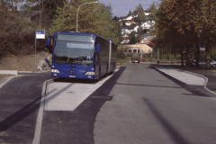 Bushaltestelle mit Bus 851 nach Wetzikon