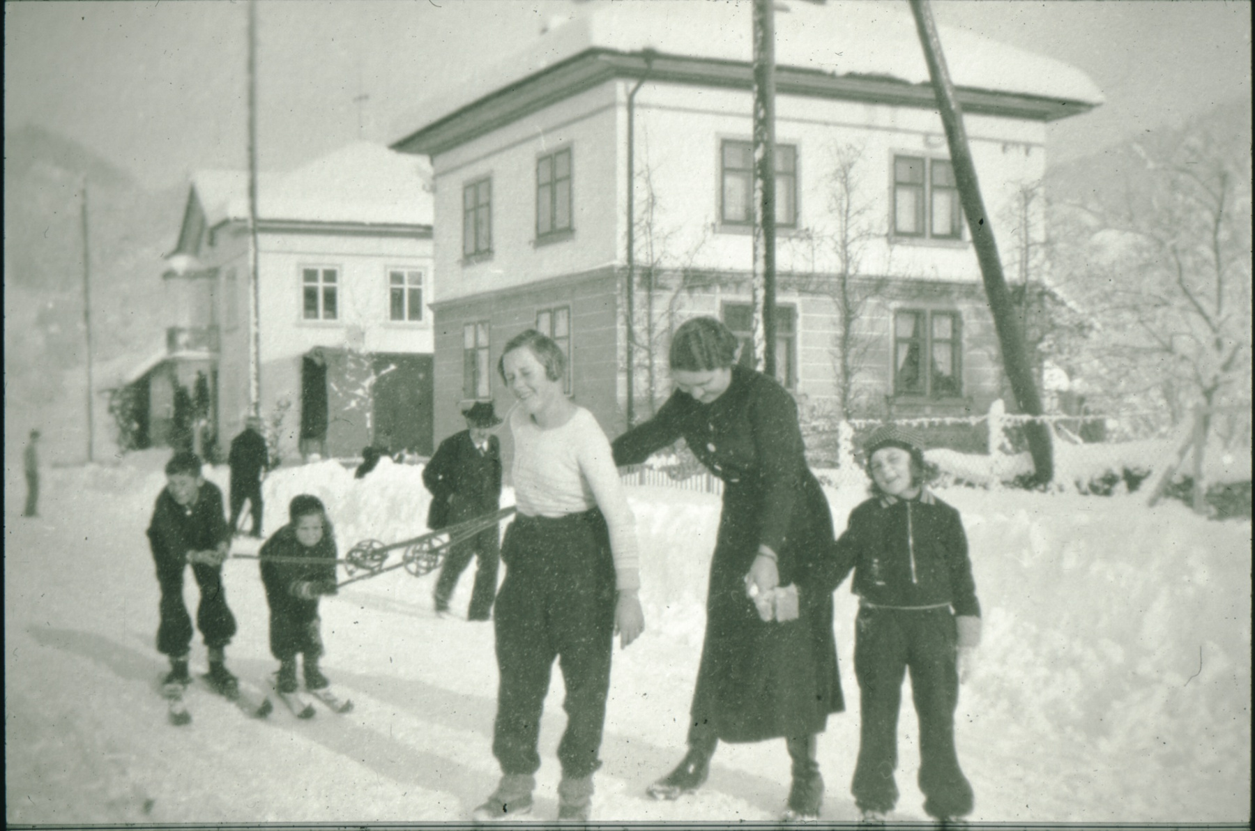 Wintersport auf der Baumerstr mit Weibel Otto Walder