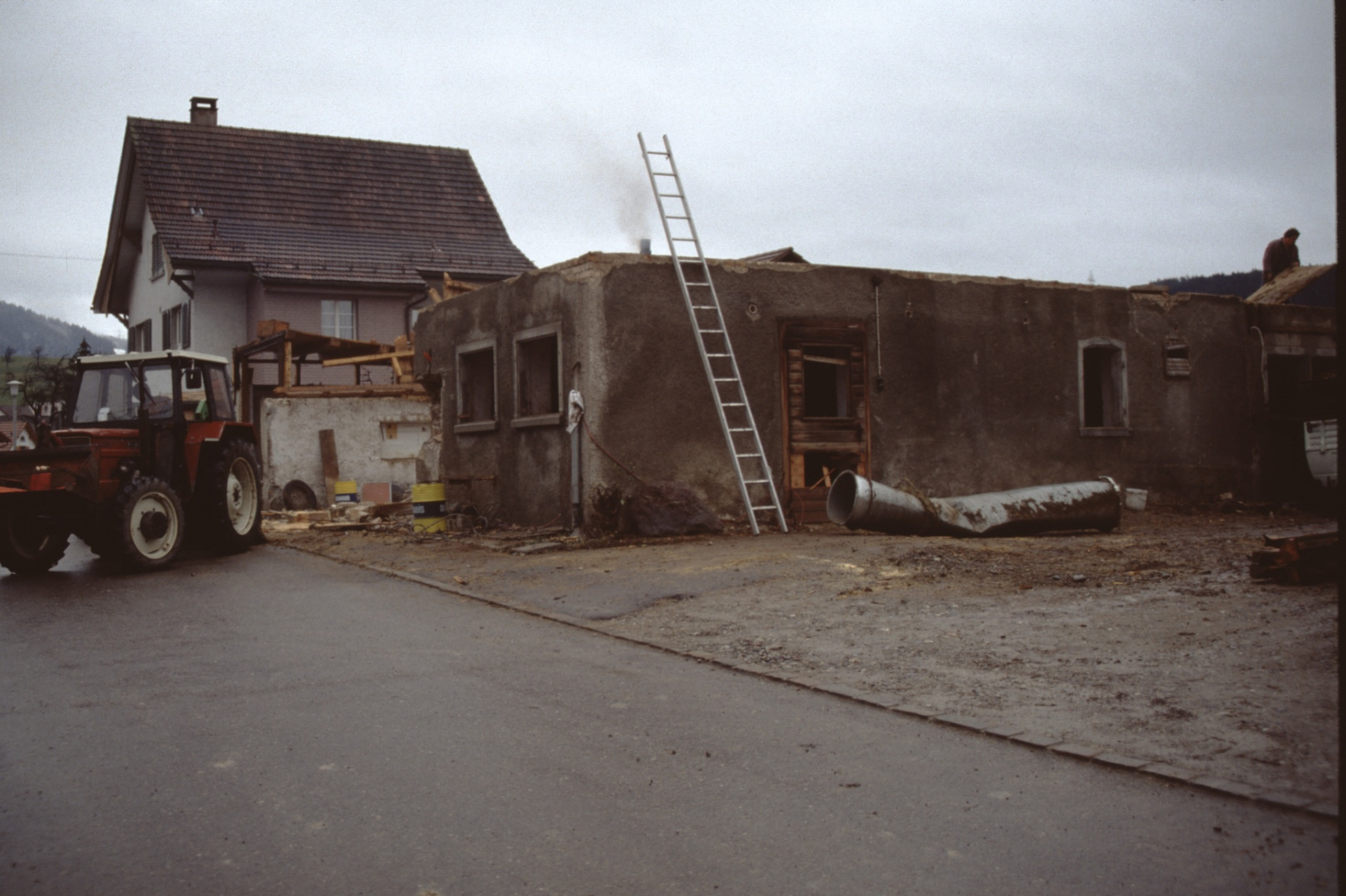 Gupfstr, Haus Max Gnehm mit Überresten der abgebrochenen Scheune
