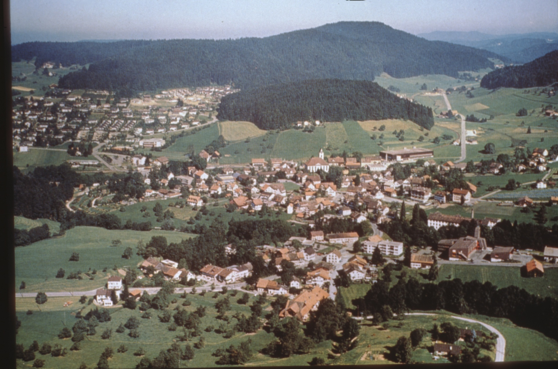 Luftaufnahme Bäretswil & Aemet