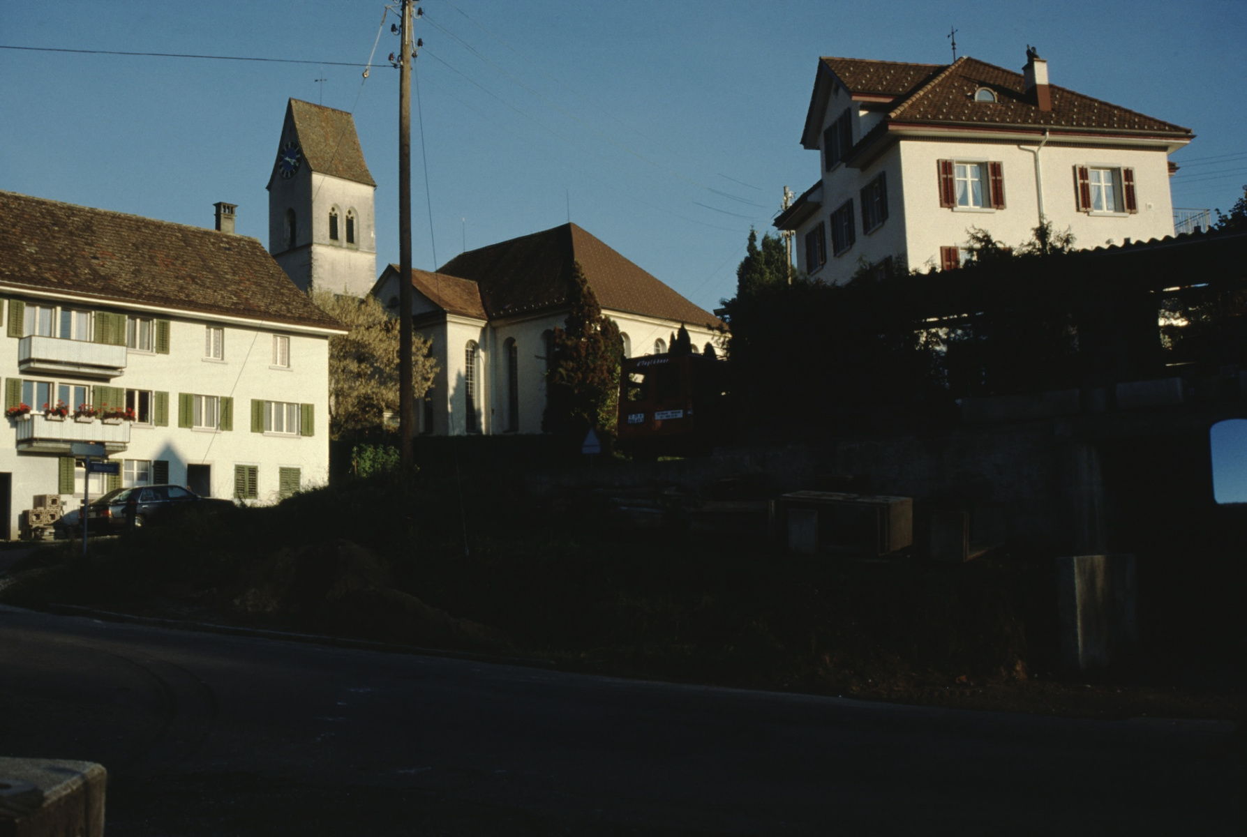 Kirche und Kaufhaus, Sattlerei Wälty