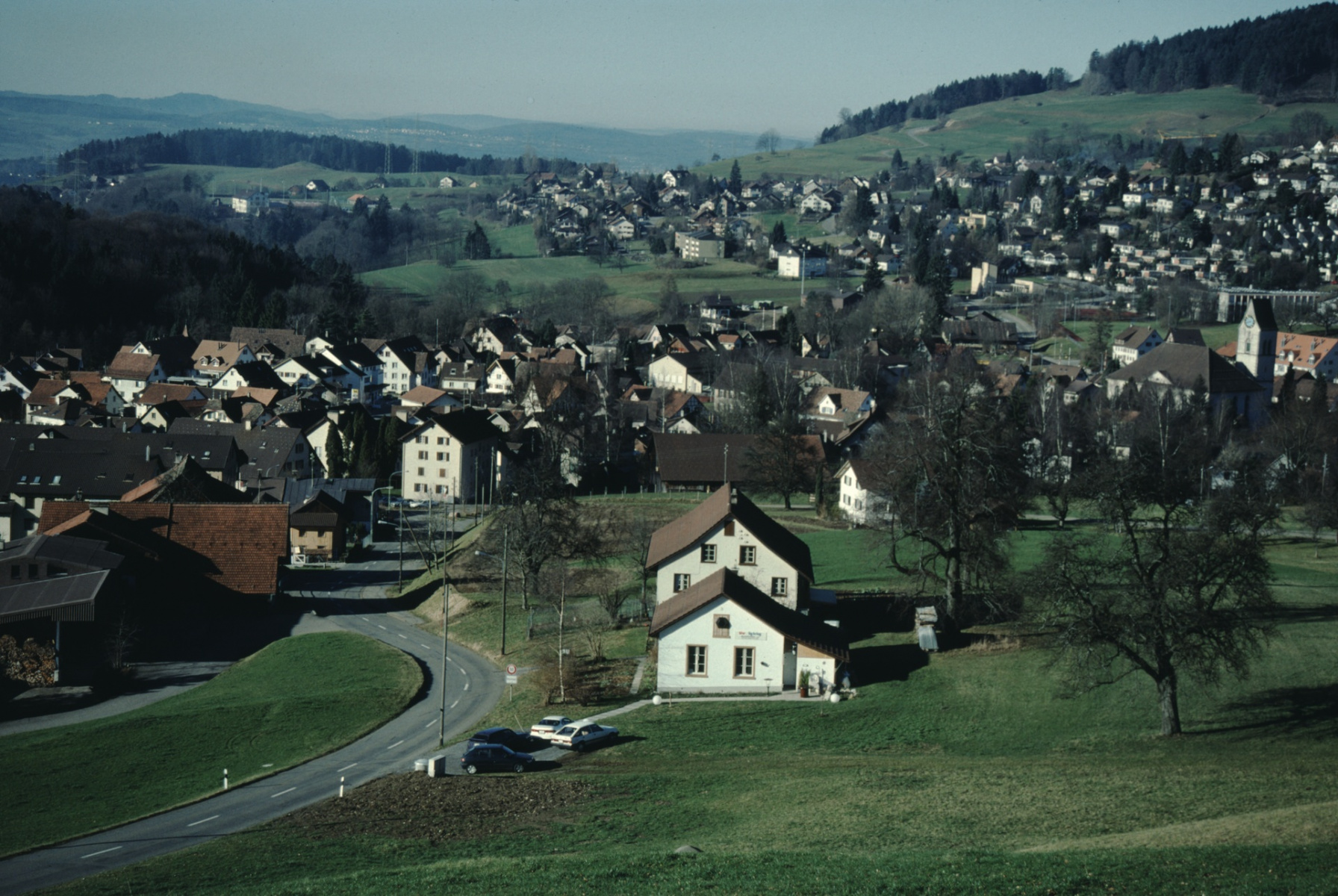Oberhalb Waswies Rtg Dorf + Adetswil