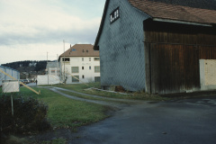 Schürlischeune und Motel (von Wetzikerstr. her)