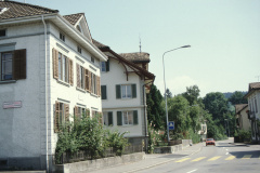 Wetzikerstr, vl alte Post 1869 - 1951 (Wetzikerstr 3) und uralte Post 1861 - 1869 (Wetzikerst 9, Bürgerhaus Raths)