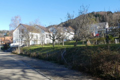 Hüttenstrasse, hinten Jakobsberg
