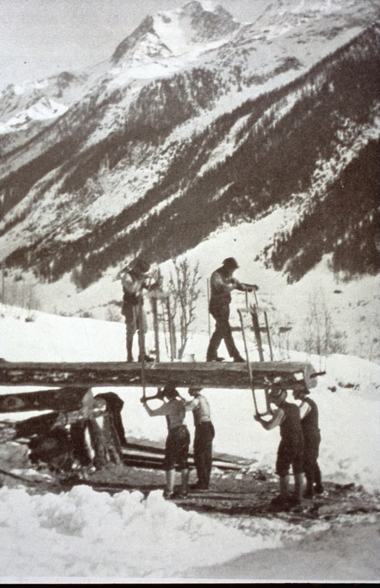 Diaschau 1, Handsägerei im Lötschental 1935