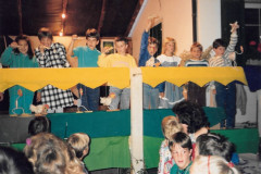 Brunnenfest 1987, 3. Klasse mit Marionetten