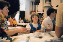 Brunnenfest 1987, Elsbeth Hermann mit Tochter