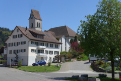 Archivforum, Kirche und Kirchgemeindehaus (leicht verdeckt, mittleres Gebäude)