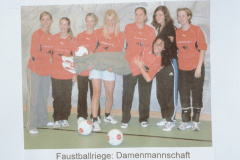 Faustballriege, Damenmannschaft