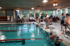 Gaiser Chlausschwimmen 2019, Fiona Robbiani JG2007,  auf Startbock3
