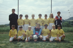 Maiwinkel. Teams mit Trainer R. Gantenbein, Hp. Fässler und E. Marzorati
