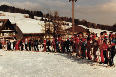 Naturfreunde, SZO Ghöch, Skischule zu Stosszeiten