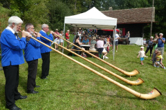 TdoT Waldeggli, Alphornbläser mit Festzelt und Klubhütte