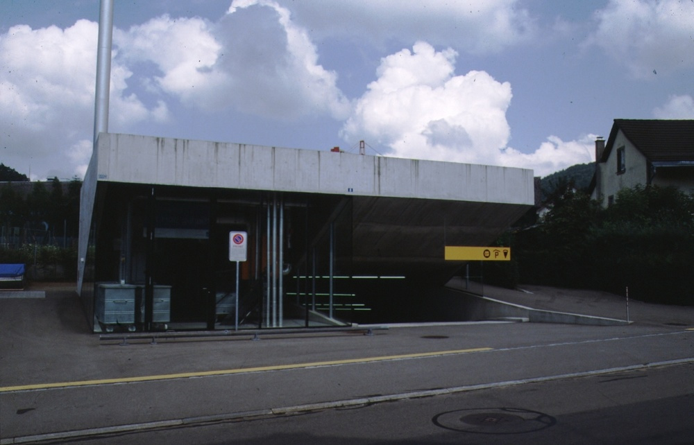 Bahnhofstr. Eingang Parkhaus
