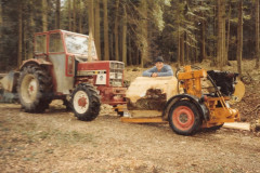 Waldkorporation Adetswil. «Spaltmax» Eigenbau 1979 mit Andreas Gerber, Burgweid.