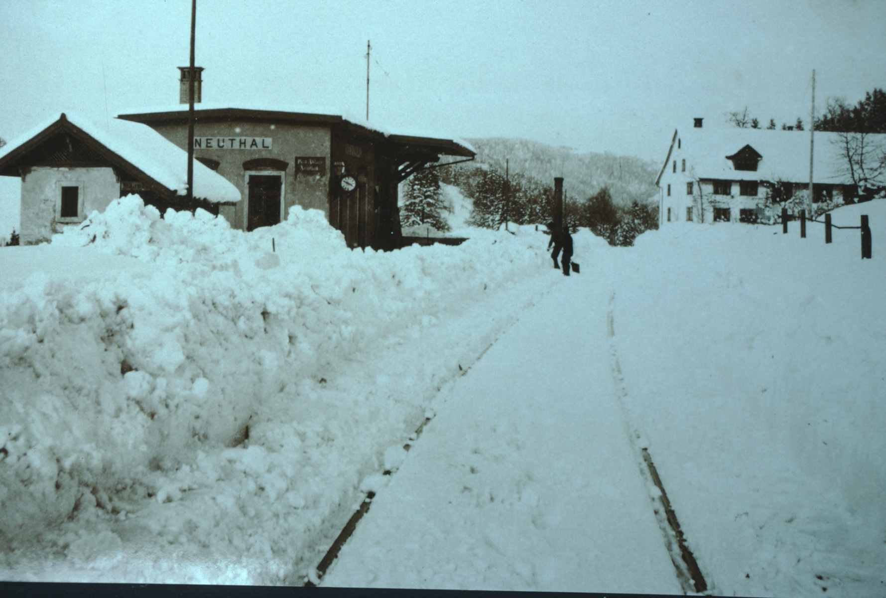 UeBB Station Neuthal im Winter