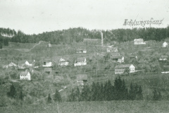Dorf und Erholungshaus. Mitte vorn Mühlacker, rechts Grünau