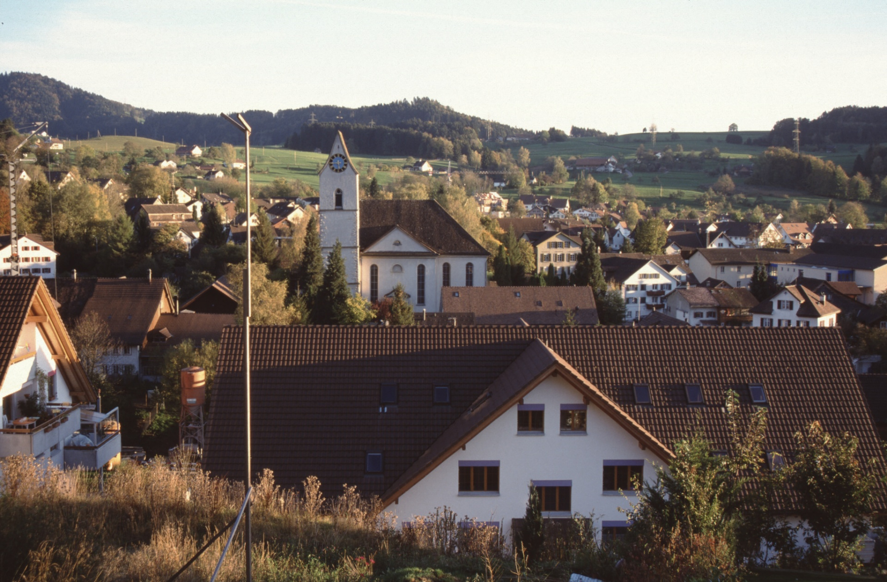 Kirche und Dorf von der Lettenbergstr (Kehrplatz) aus