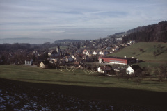 Blick aus Rtg Steigstr, Hüttenacker, Kirche, Aemet- Lettenhang