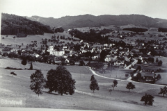 Blick auf das Dorf vom Aemet aus