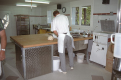 Bäckerei Meier, Teigtisch